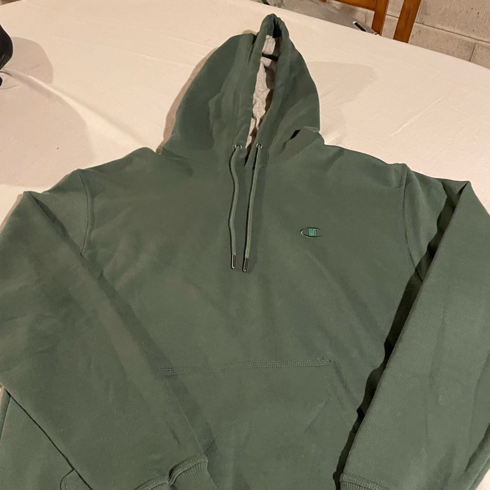 Men’s Champion Powerblend Hoodie C Logo size Medium
